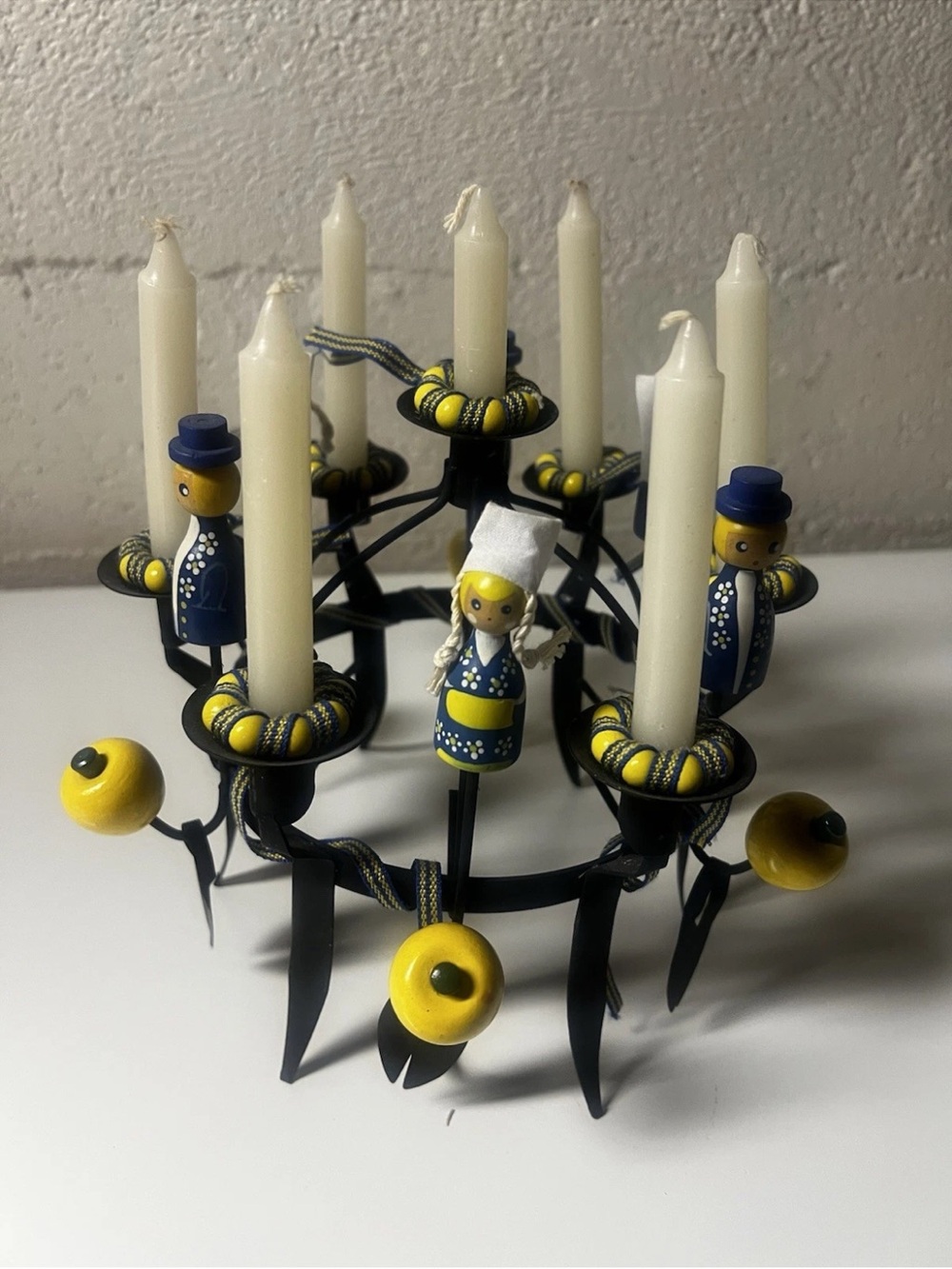 Vintage Swedish Toarpskrona (Toarp Crown) candle holder
COMPLETE